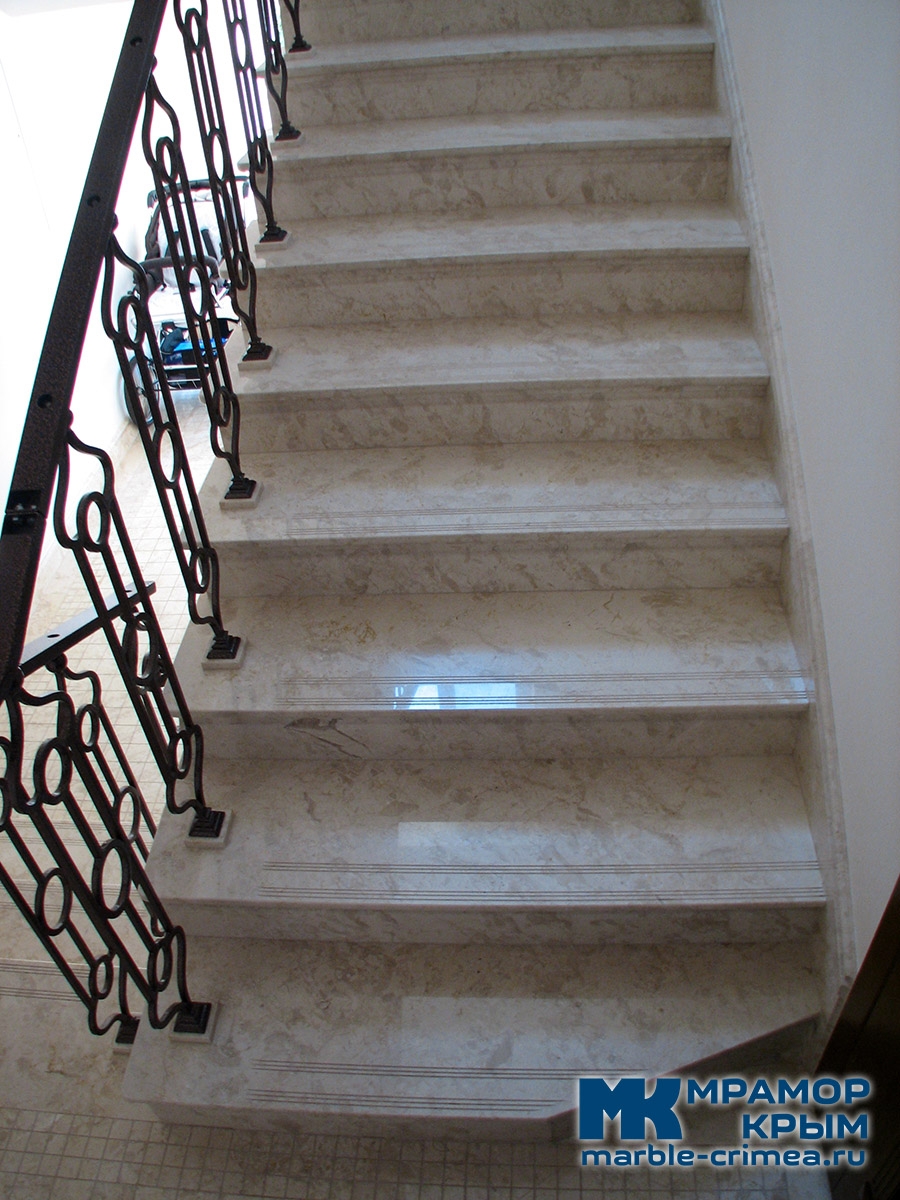 Лестница из камня Лестница из камня