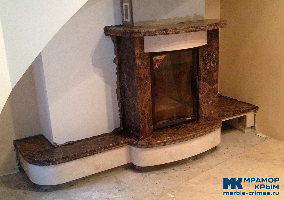 Камин из мрамора в Ялте Камин из мрамора в Ялте