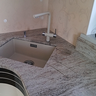 Гранитная столешница для кухни Гранитная столешница для кухни