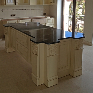 Столешница из гранита для острова на кухне Столешница из гранита для острова на кухне