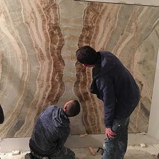 Панно из оникса Панно из оникса