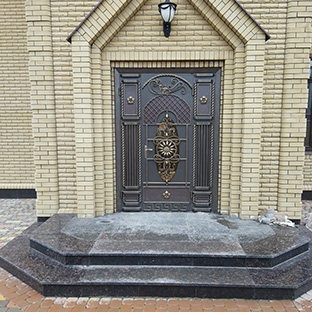 Гранитная лестница Гранитная лестница