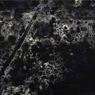 Кварцевый агломерат Etna Quartz Black Mirror