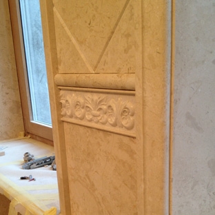 Плинтуса, багеты, молдинги из мрамора